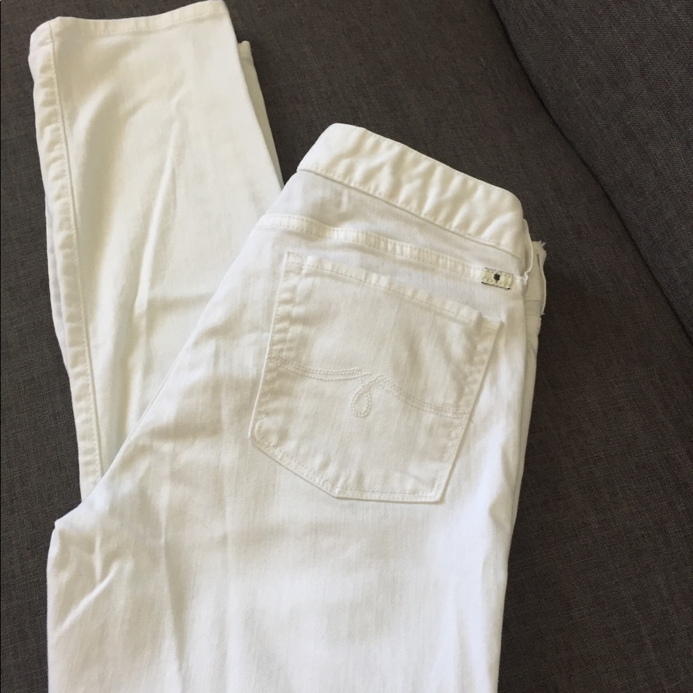Lucky brand Skinny white jean- never worn